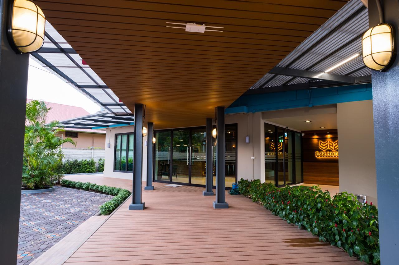S.22素叻他尼酒店 外观 照片